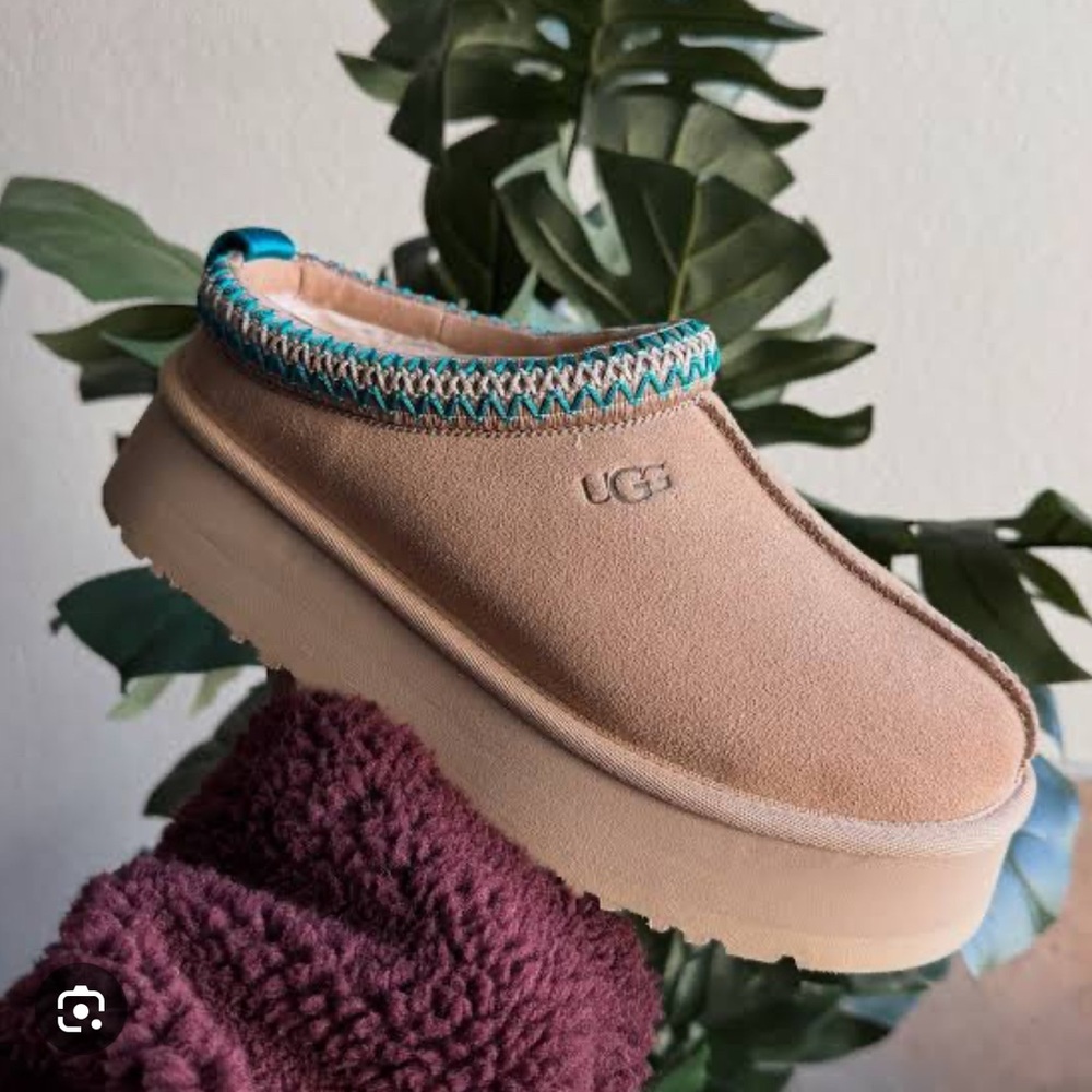 UGG Limited Edition Color Dritfwood Tazz Platform